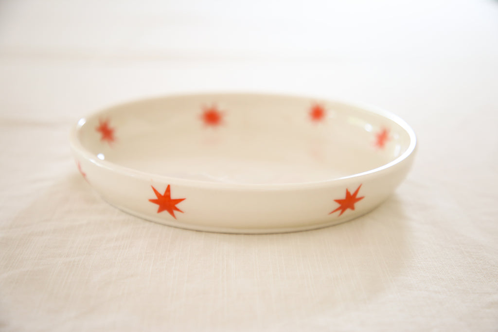 Shallow star dish